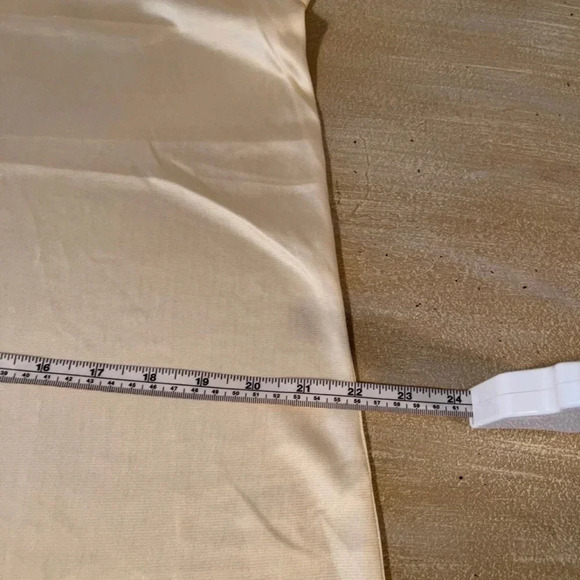 VINTAGE lingerie by Vincent. Ivory color with lace trim. - Picture 7 of 10